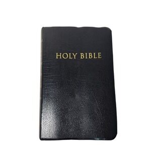 Zondervan KJV Giant Print Personal Size Reference Bible Black Leather-Look 1994